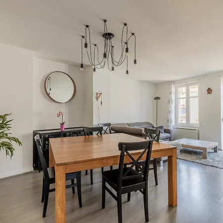Apartment Le Cocon Du Pont Sailly- 3 - 6 Personnes - Hyper-centre